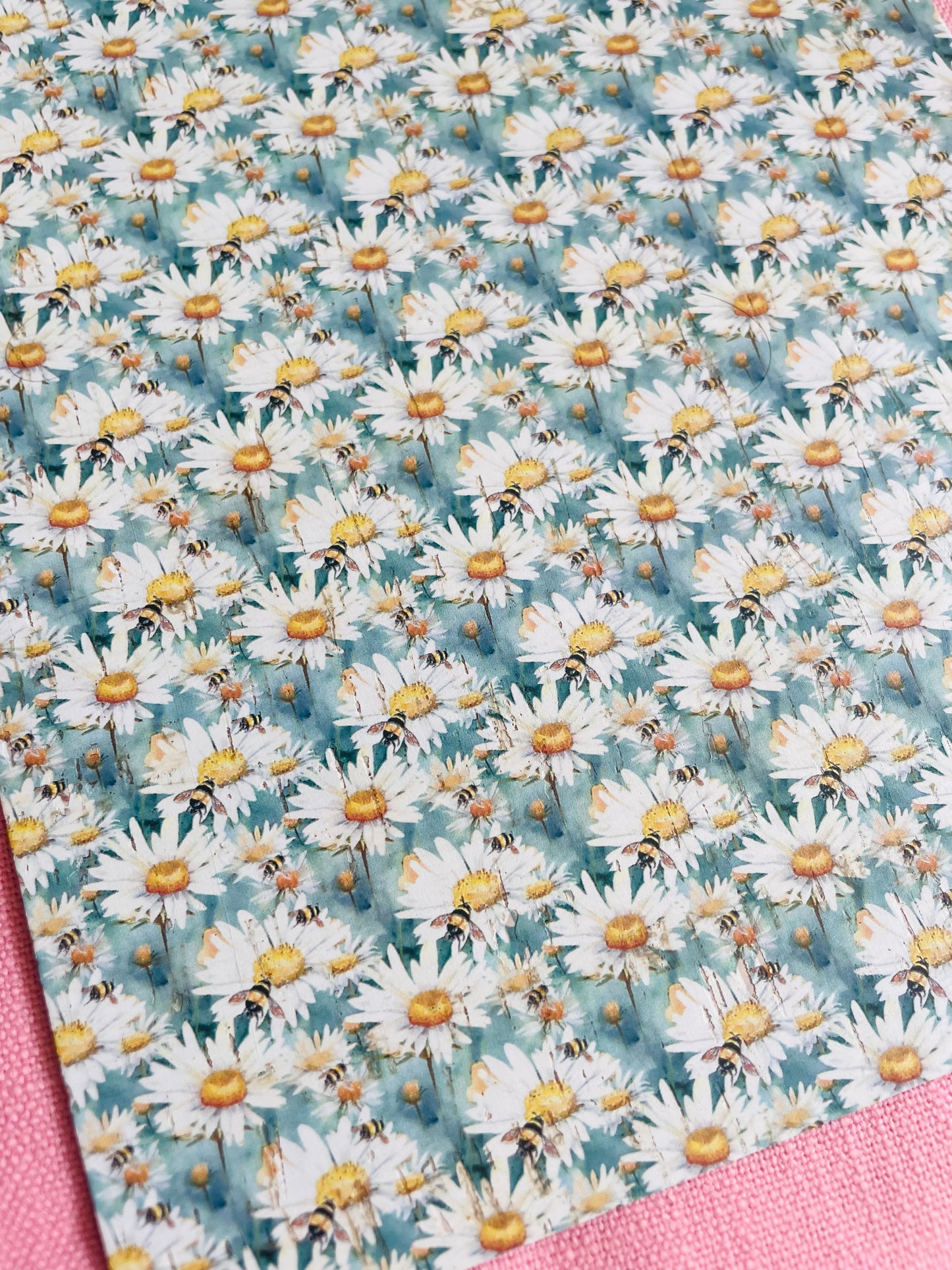 Daisy Bee COL